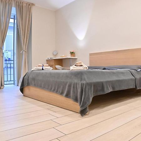 Bed and Breakfast Perlablu In Centro Neapol Zewnętrze zdjęcie