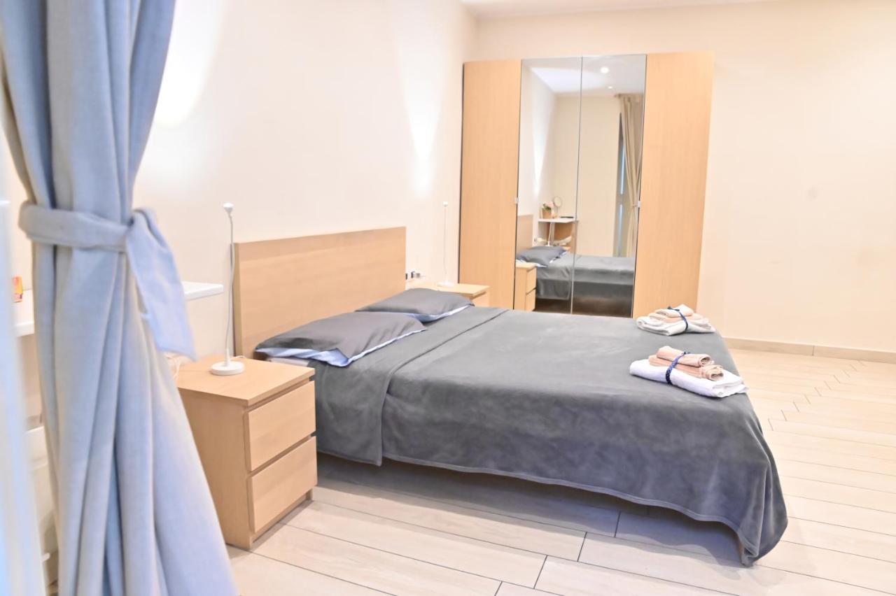 Bed and Breakfast Perlablu In Centro Neapol Zewnętrze zdjęcie